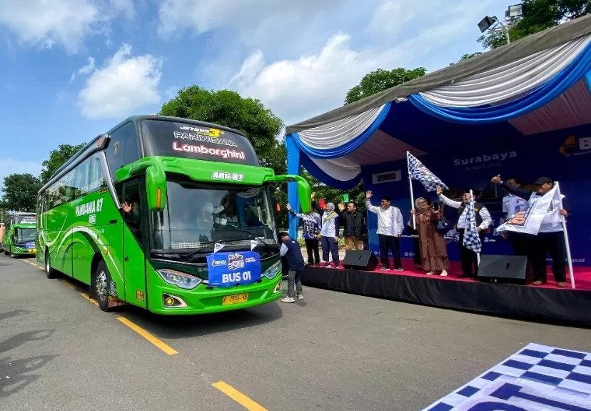 BPKH Berangkatkan 600 Pemudik dari Surabaya Lewat Program Balik Kerja Bareng 2025